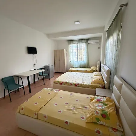 Parking Pika Otel *